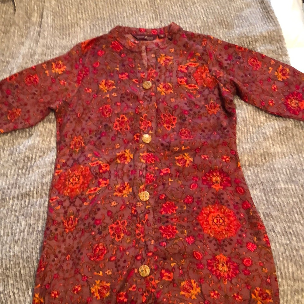 Women’s kurta tunic from Hyderabad. Beautiful print. Never worn.